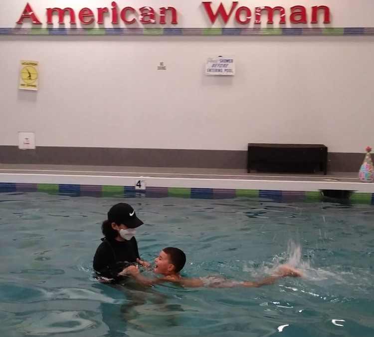 american-woman-swim-and-fitness-photo
